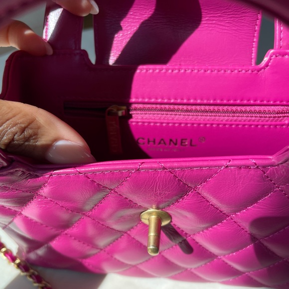 Chanel Kelly Small Shopping Bag - Picture 6 of 10
